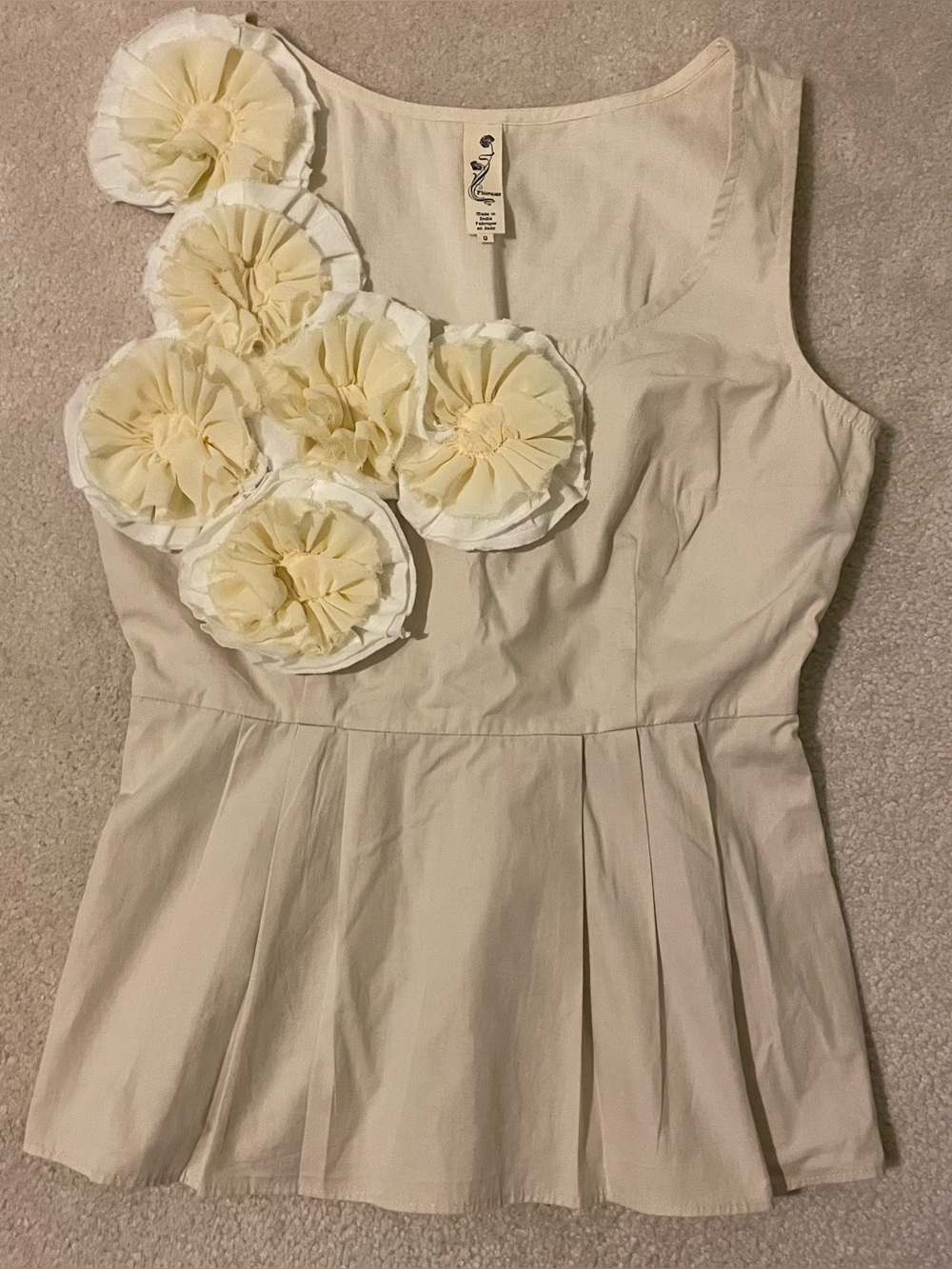 Anthropologie Floreat 3D floral sleeveless blouse size 0 EUC